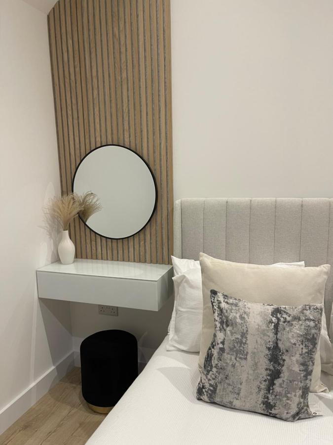 The Lodge Hideaway In Cowes Gurnard المظهر الخارجي الصورة