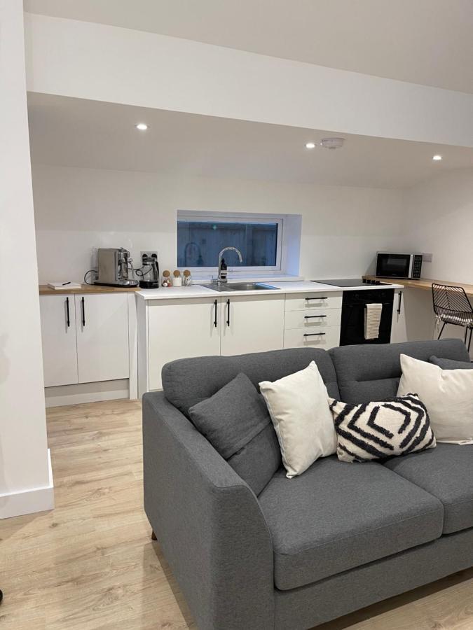 The Lodge Hideaway In Cowes Gurnard المظهر الخارجي الصورة